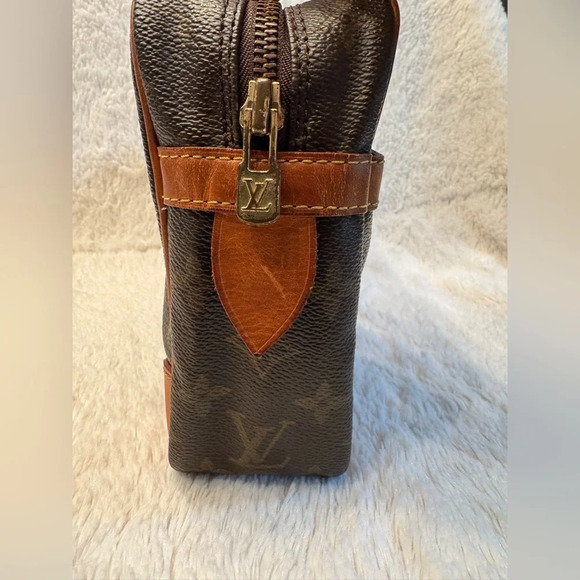 EUC Vintage 1989 Louis Vuitton Monogram Compiegne 28 - Picture 4 of 12